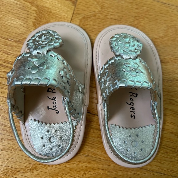 EUC Size 4 baby Jack Roger Sandals! - Picture 1 of 3